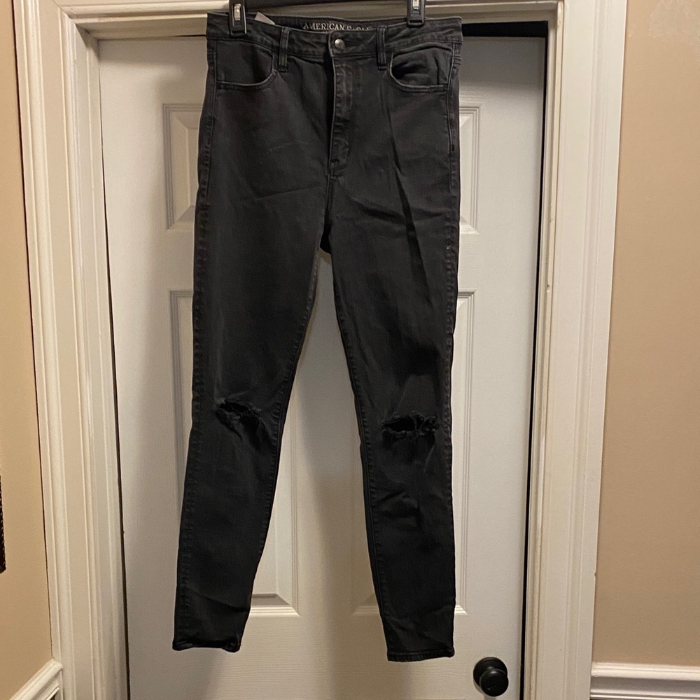 American Eagle Outfitters Women's Black Ripped Skinny Jeans